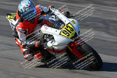 media/Mar-21-2025-CVMA Friday Practice (Fri) [[30cd4fe323]]/3-Racer 2/Session 2 (Bowl)/